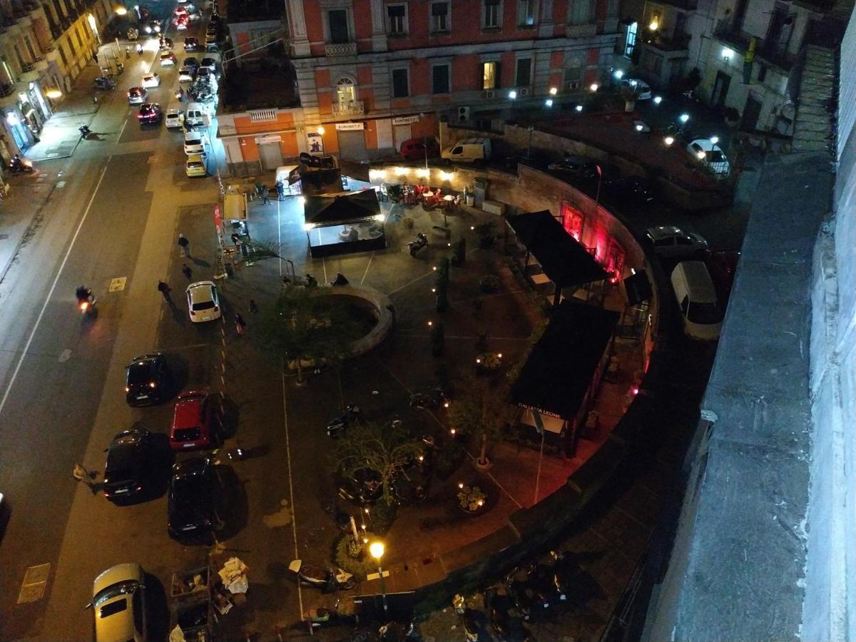 Sun&TheCity Naples Luaran gambar