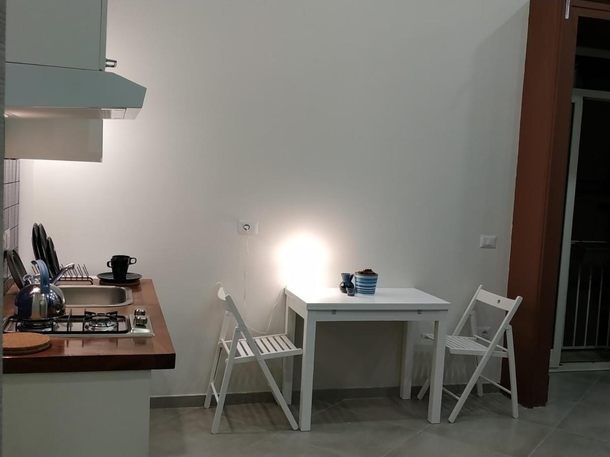 Sun&TheCity Naples Luaran gambar