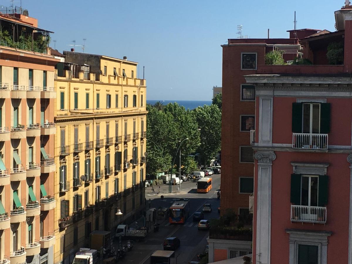 Sun&TheCity Naples Luaran gambar