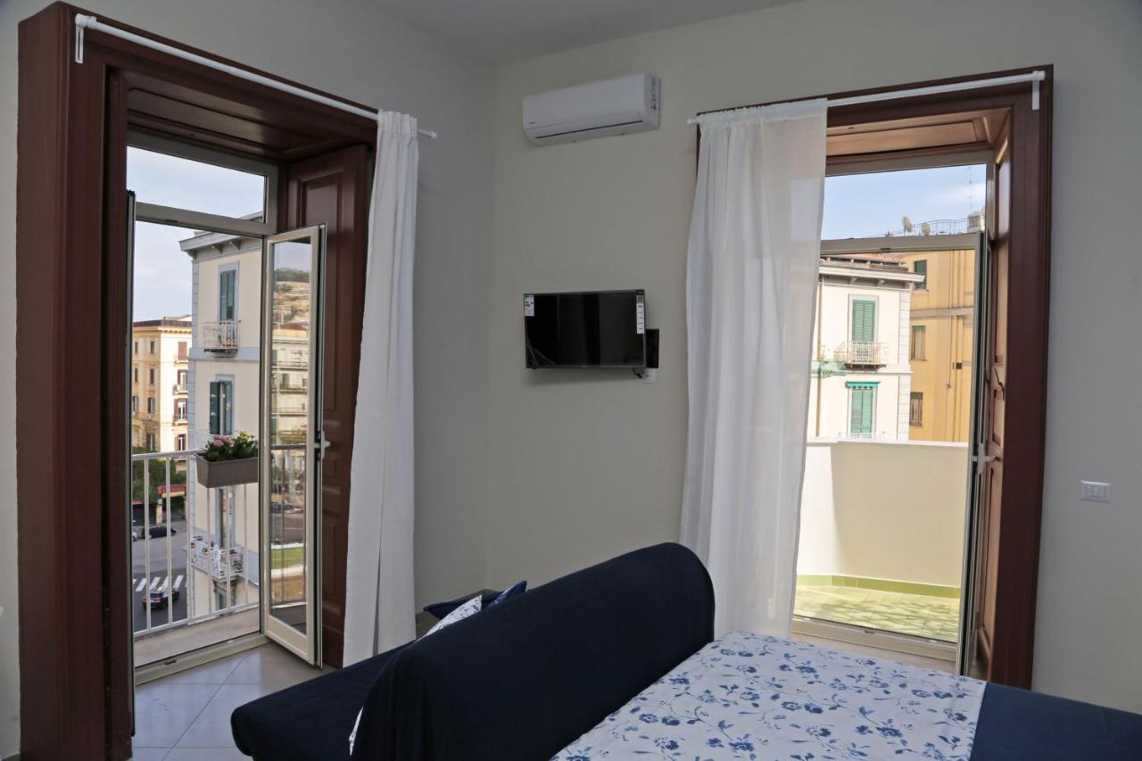 Sun&TheCity Naples Luaran gambar