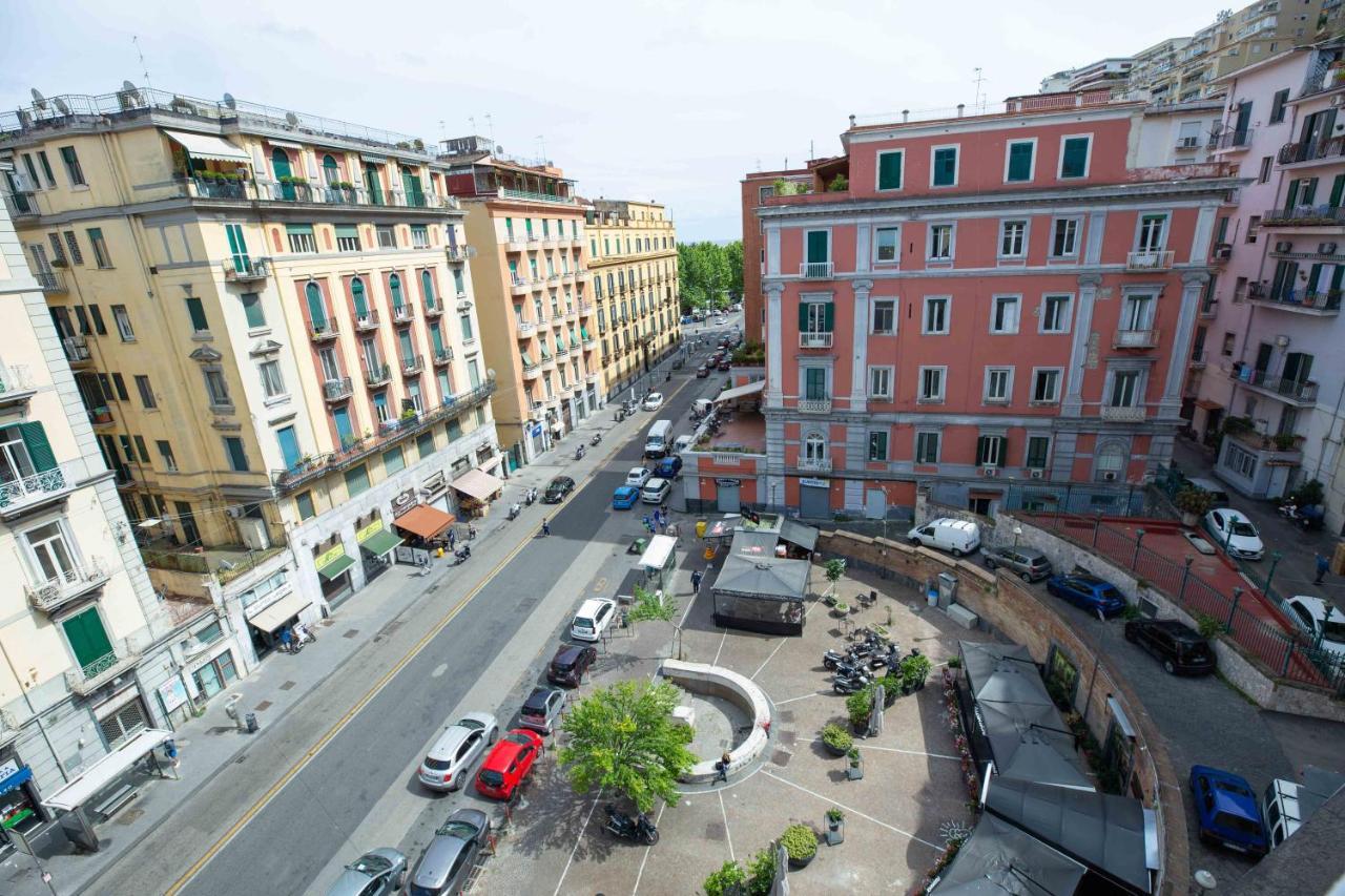 Sun&TheCity Naples Luaran gambar